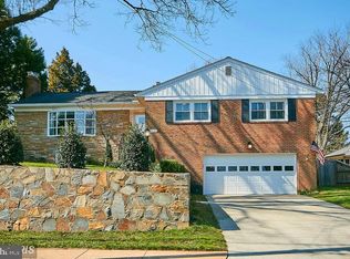 3526 N Glebe Rd, Arlington, VA 22207