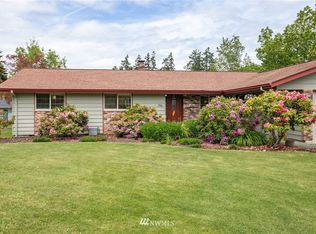 231 Hawthorne Pl, Pt Angeles, WA 98362