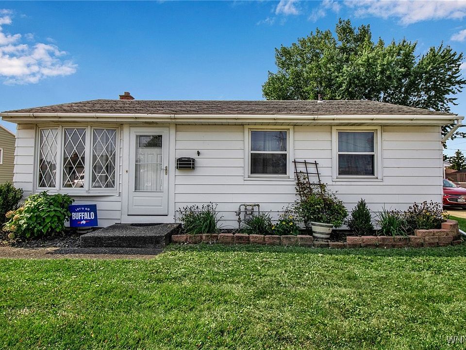 1st image of 132 Wheaton Dr