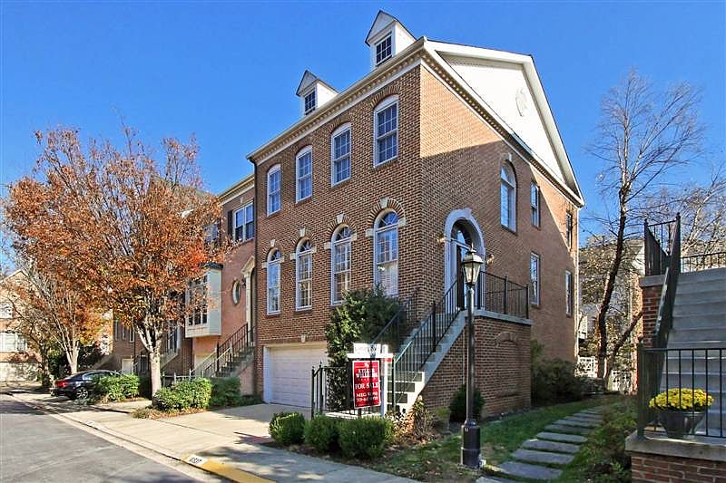 1st image of 10537 James Wren Way