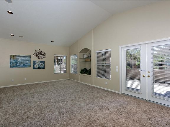 3rd image of 4717 E Casey Ln