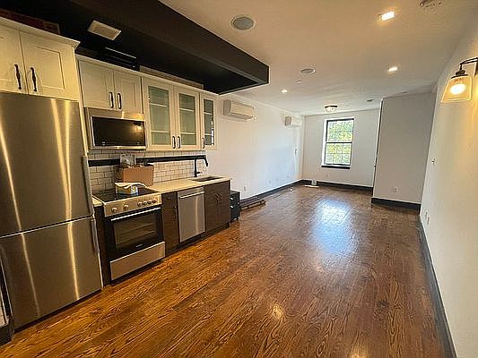1st image of 702 Rogers Ave #4M