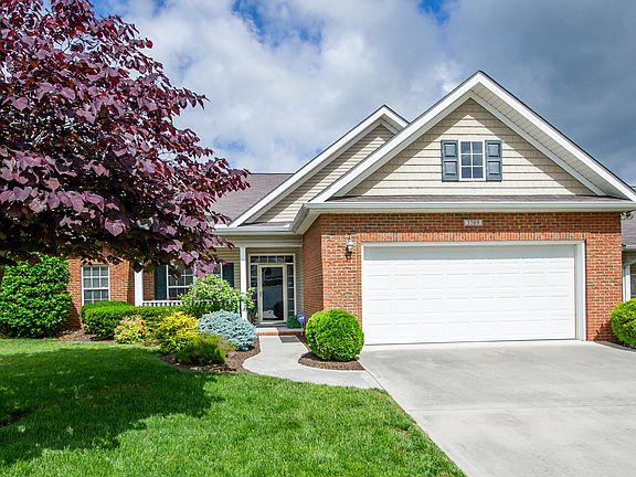 3rd image of 3709 Warmstone Way #39