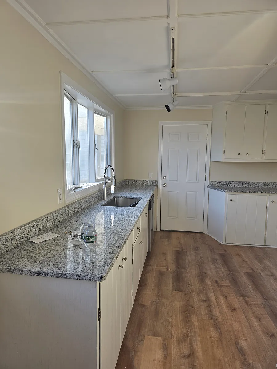 Kitchen - 8 Elm St