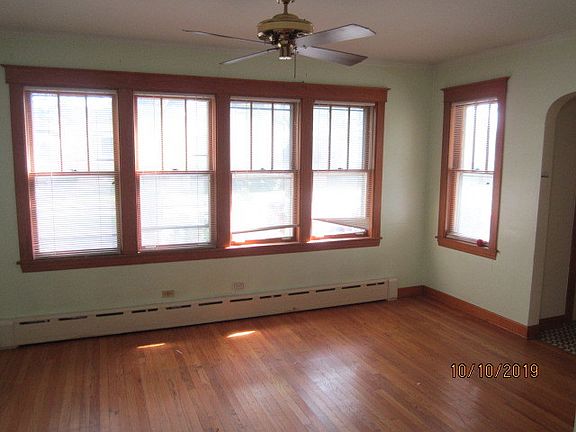 2nd image of 2906 N 77th Ave