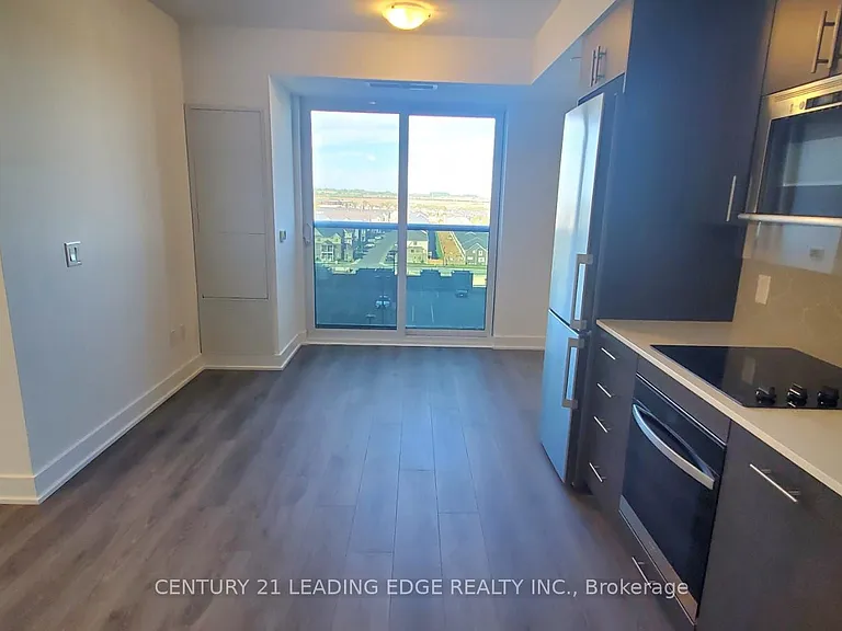 2545 Simcoe St N #803 — Photo 5