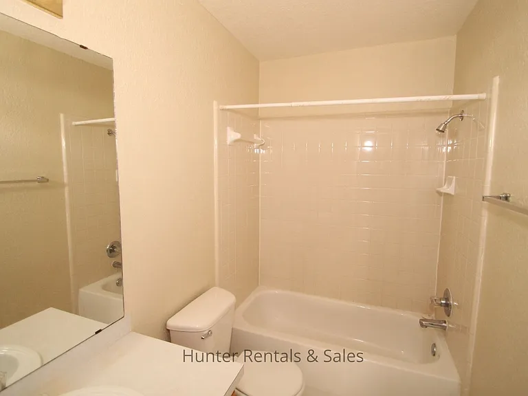 4504D Jeff Scott Dr — Photo 6