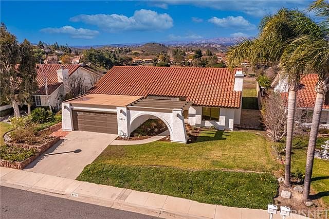 1st image of 3751 Sunset Knolls Dr