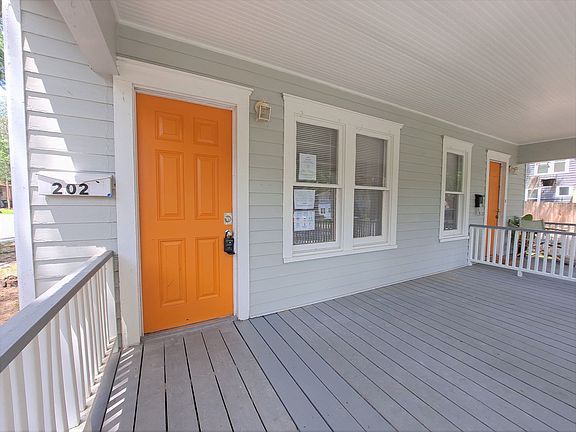 5th image of 202 E Park St #0