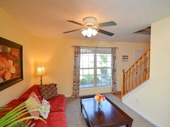 3rd image of 6044 Weber Oaks Dr