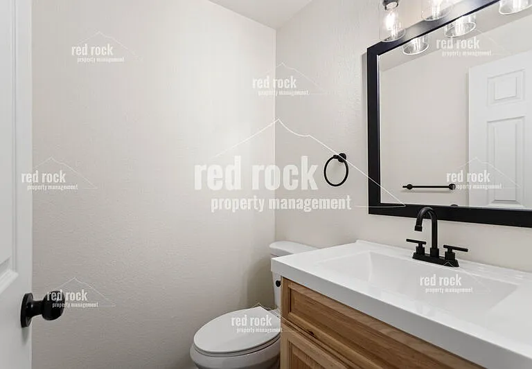 3901 W Spiers Ave #3 — Photo 5