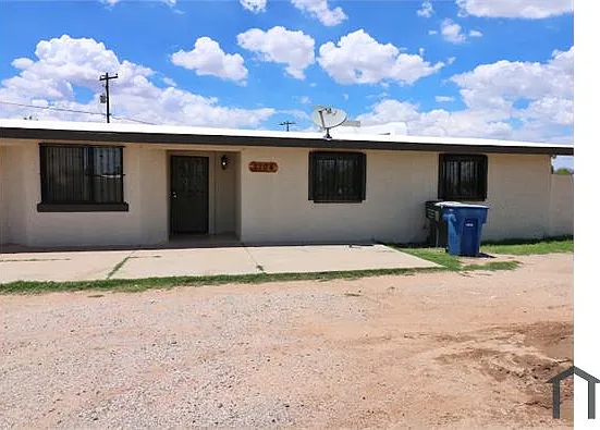 3 bed, 900 sqft, $1,450 — Photo 2