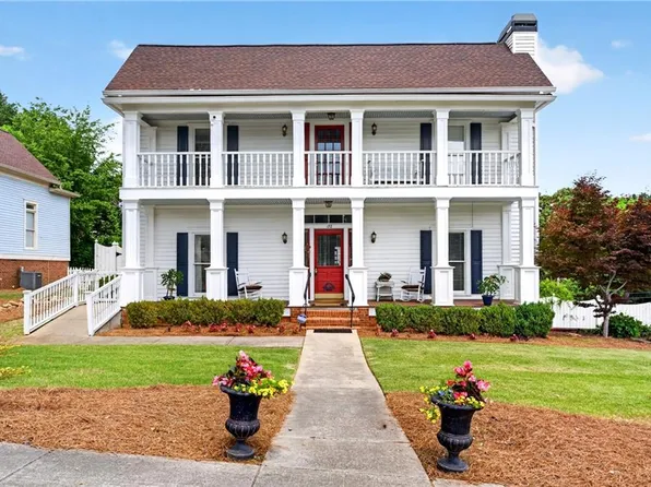 172 E Shadburn Ave, Buford, GA 30518