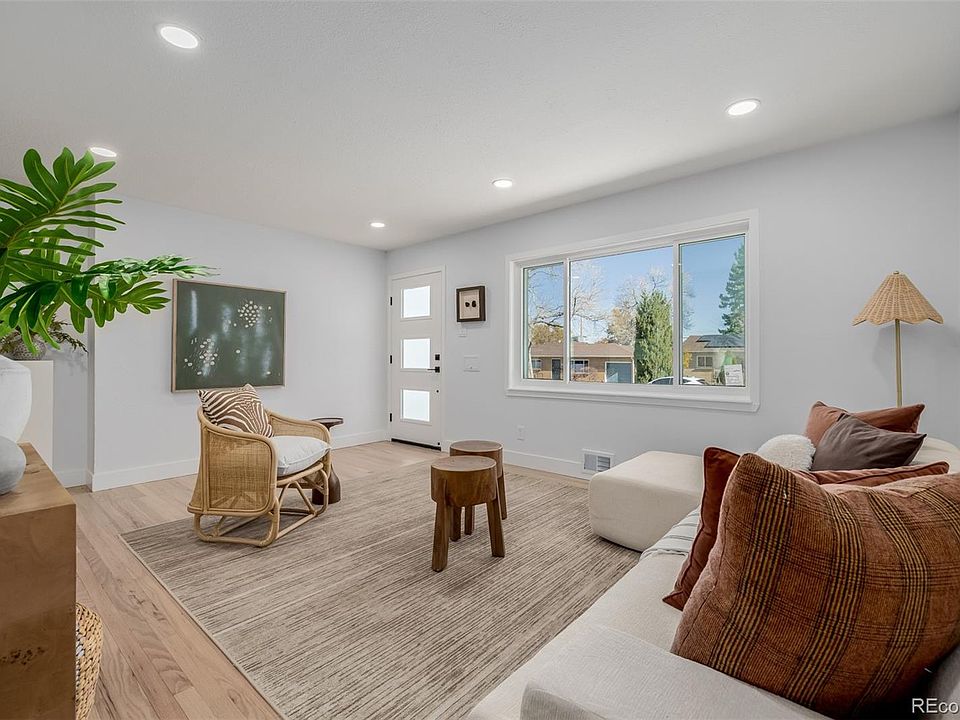 1st image of 2213 S Meade Street
