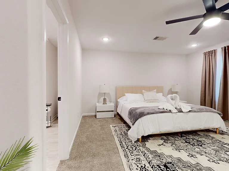 6211 Fairchild St — Photo 15