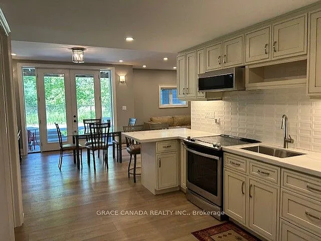 3130 Hines Dr #LOWER — Photo 6
