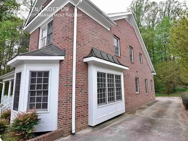 3528 Eden Croft Dr — Photo 3