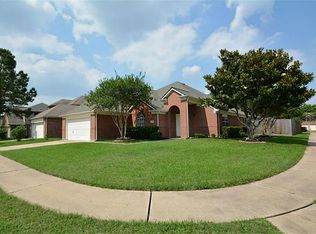 2938 Raintree Village Dr, Katy, TX 77449
