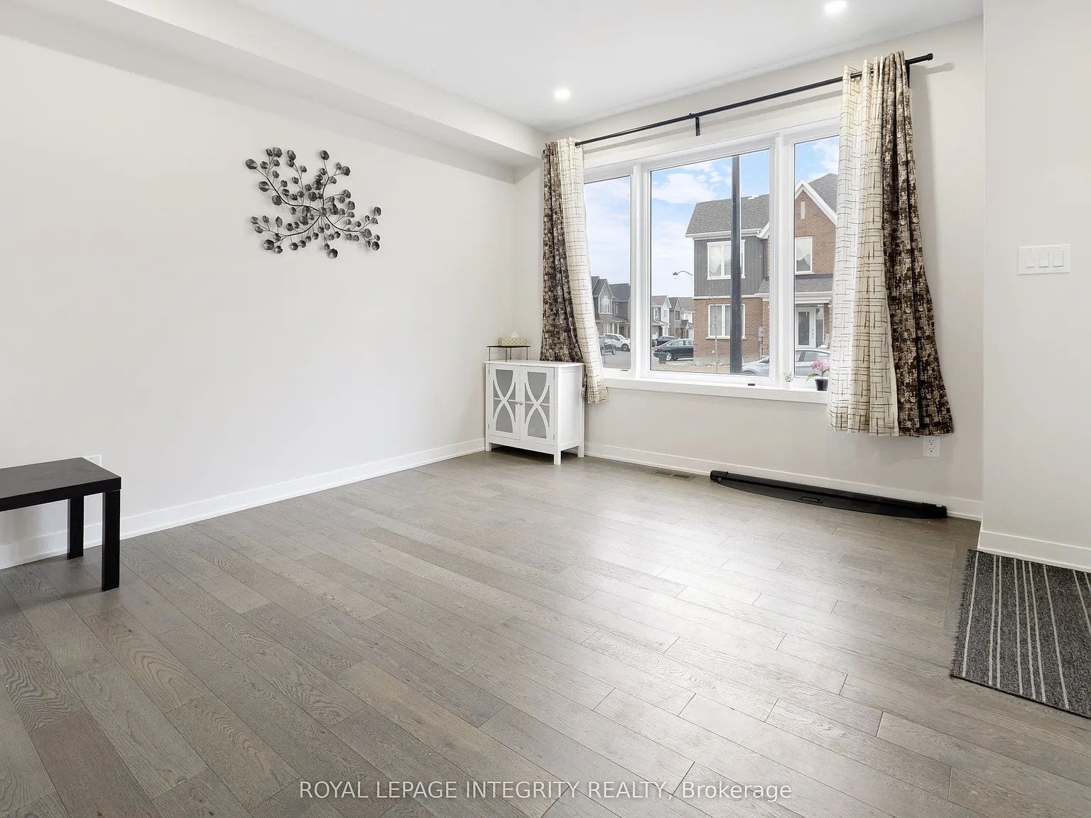 4 bed, $2,950 — Photo 3