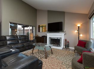 2377 Apricot Tree Ln, Spring Valley, CA 91977