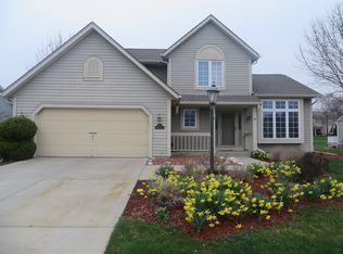 N58W24842 Clover Dr, Sussex, WI 53089