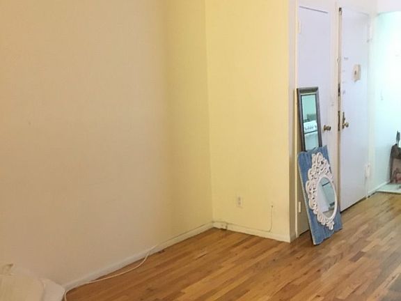 3rd image of 329 E 92nd St APT 4C