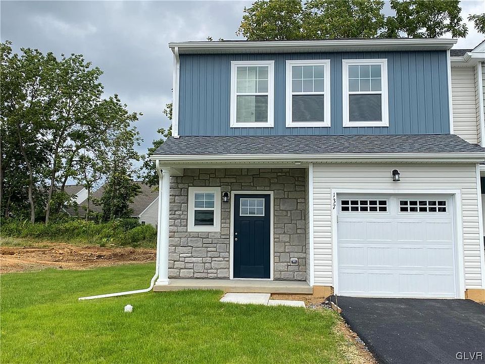 1st image of 137 Scotty Dr #4