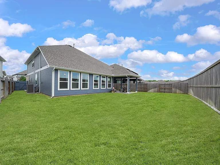 32423 Fly Fish Way — Photo 32