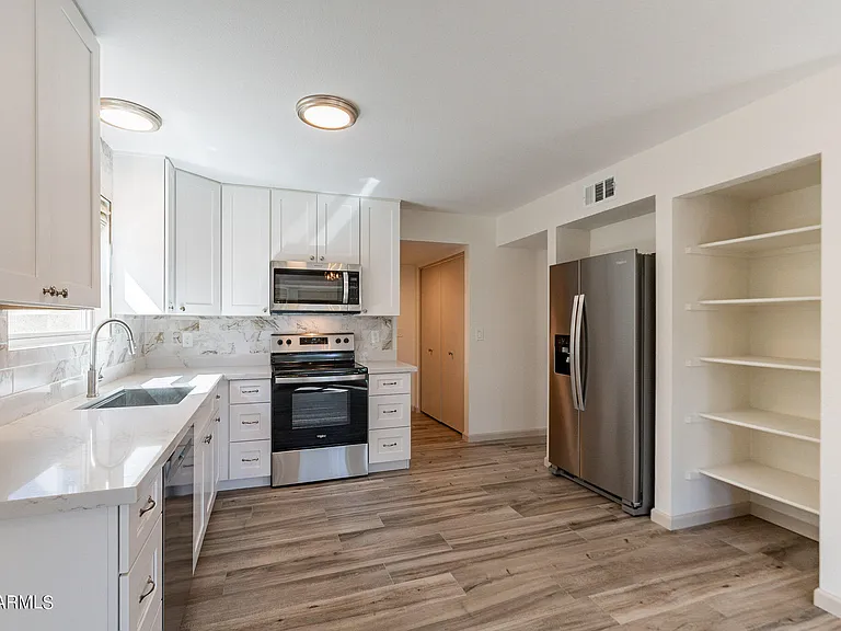 4131 E Contessa St — Photo 1