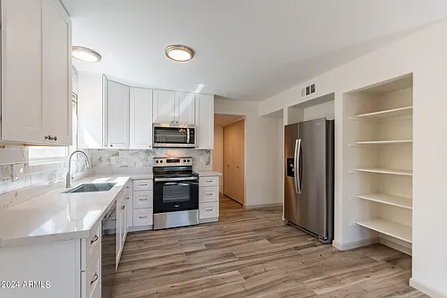4131 E Contessa St Photo 1