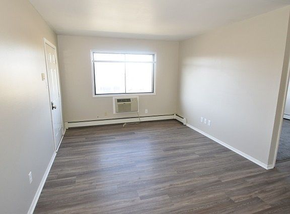 3rd image of 4951 W 82nd Ct #A-d