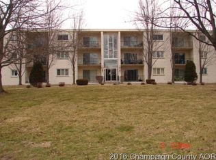 1004 E Harding Dr, Urbana, IL 61801