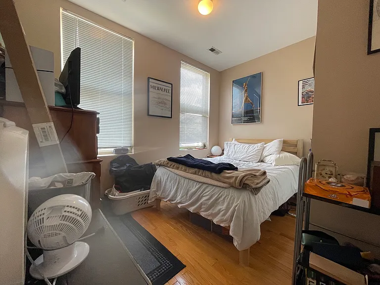 1902 W North Ave #2 — Photo 8