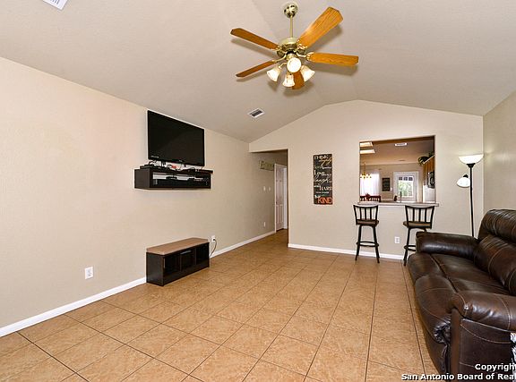 5th image of 8814 Fernbrook
