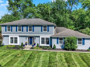 11704 Rolling Springs Dr, Carmel, IN 46033