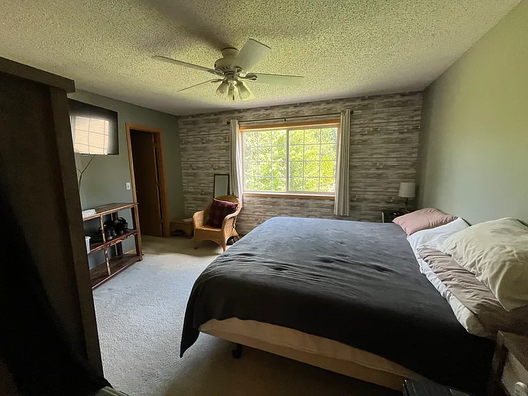 7865 Marilyn Dr — Photo 5