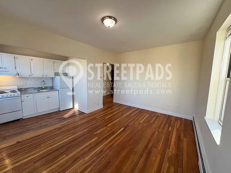 64 Brighton Ave #204 — Photo 14