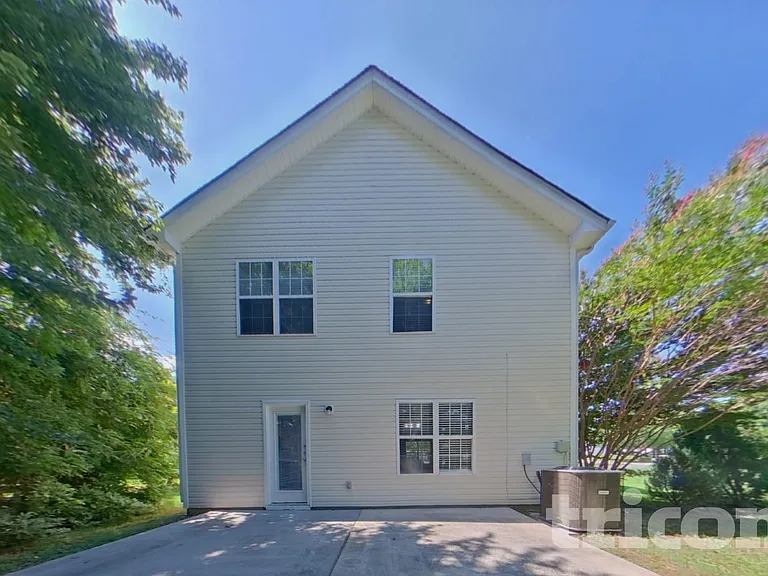 15714 Southern Garden Ln — Photo 16