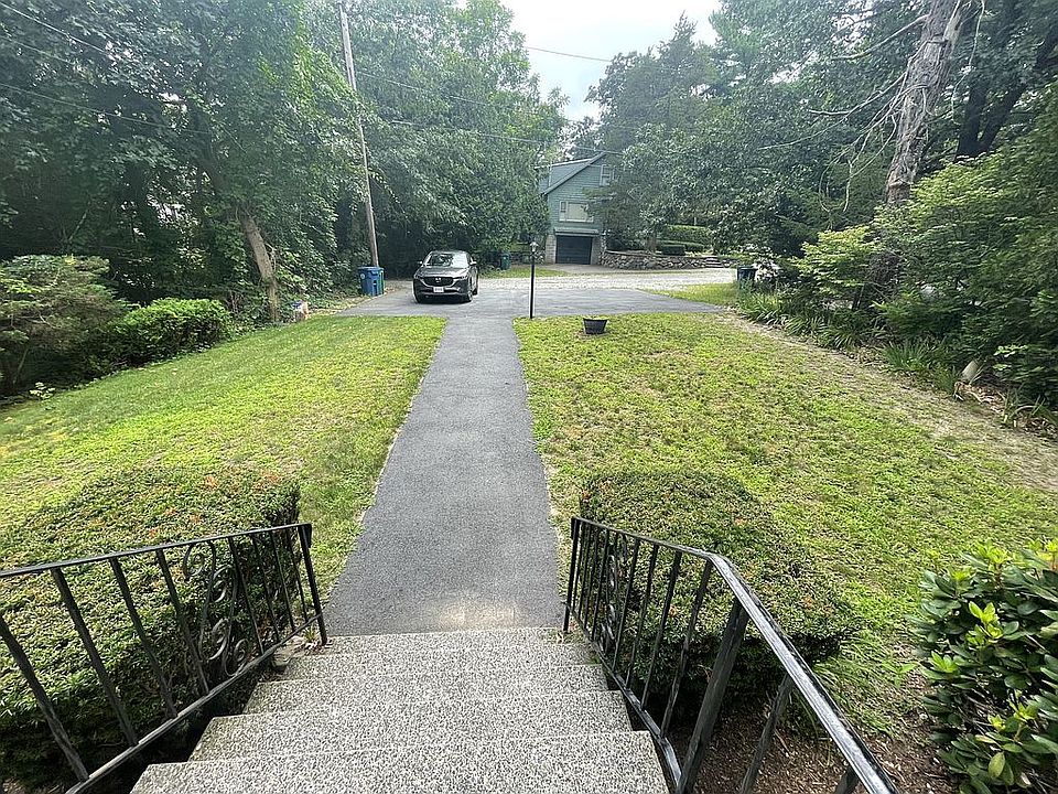 9 S Munroe Rd, North Billerica, MA 01862 Zillow