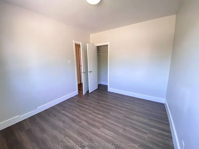 174 Grove St E #3 — Photo 13