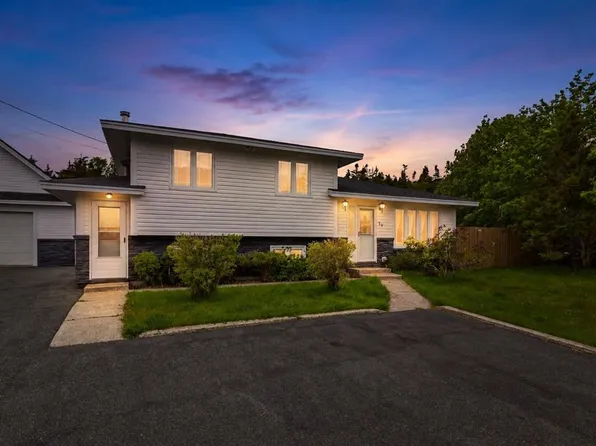 19 Lawlors Road, Paradise, NL A1L3P1