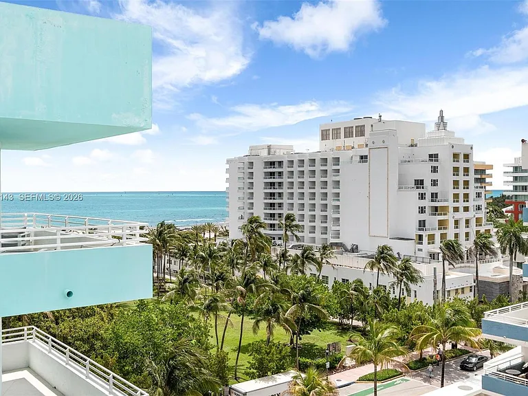 226 Ocean Dr #8F — Photo 20