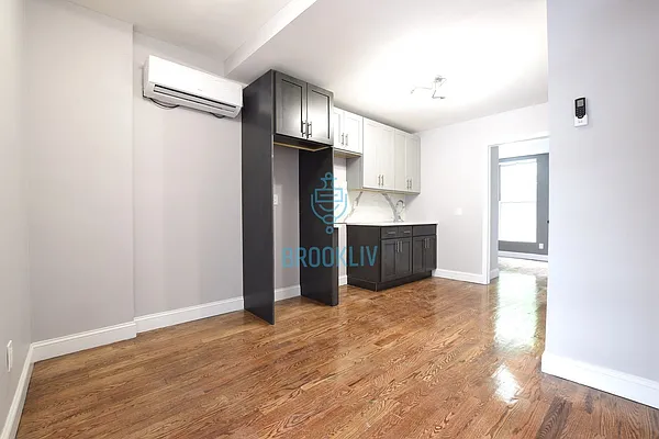 Rented by null | media 1