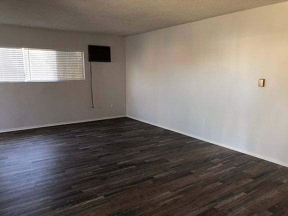 3rd image of 9540 Olive St APT 1