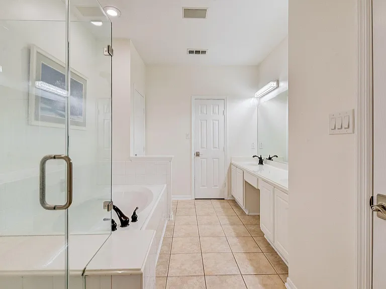 10222 Thornleaf Ln — Photo 10
