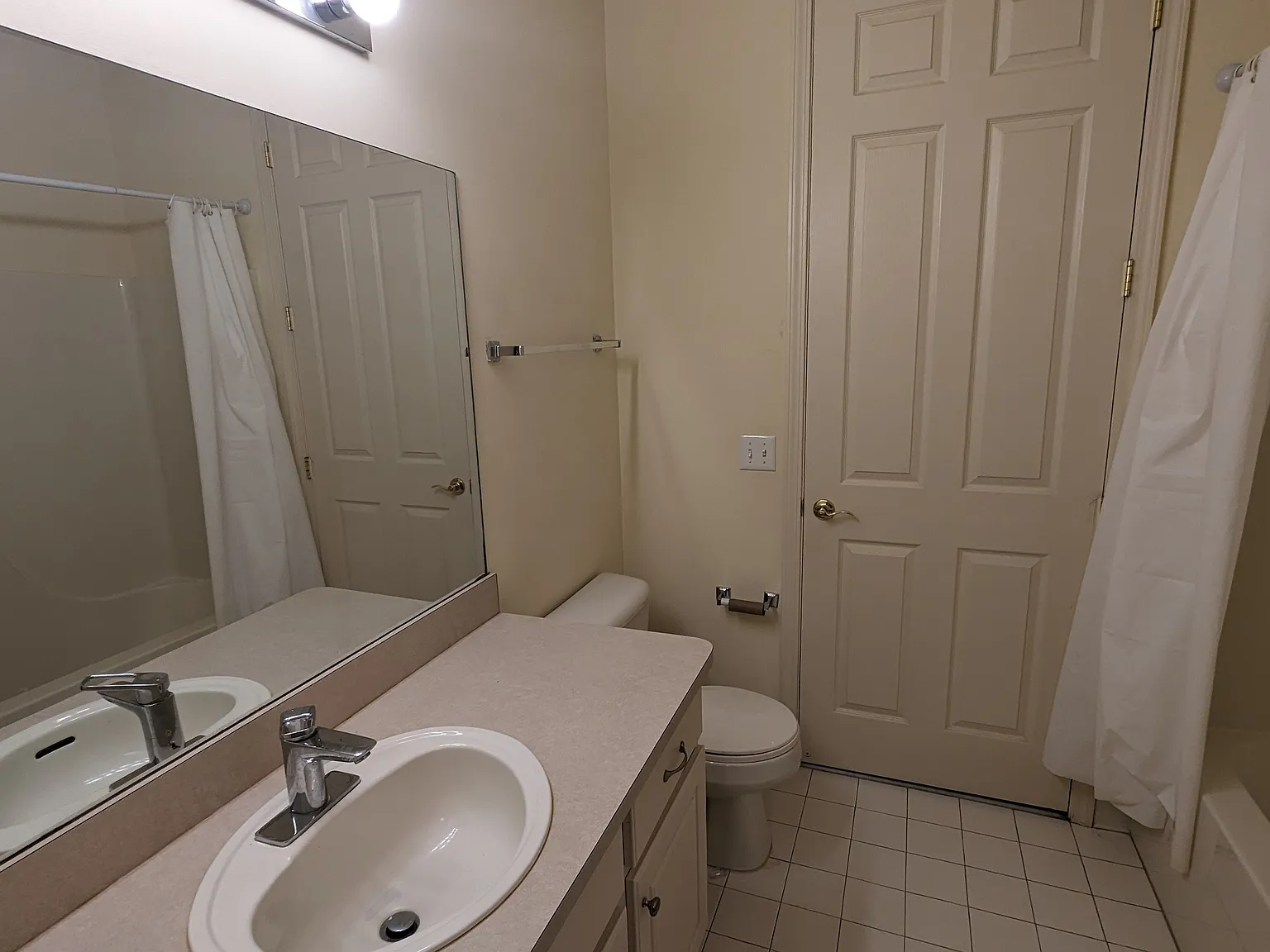 2 bed, 1565 sqft, $2,400 — Photo 2