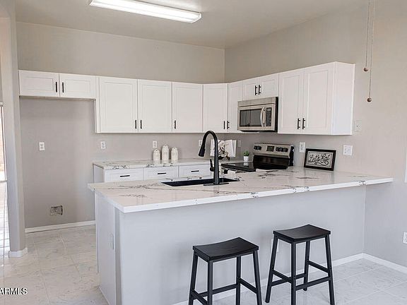 3rd image of 8802 E UNIVERSITY Drive #28