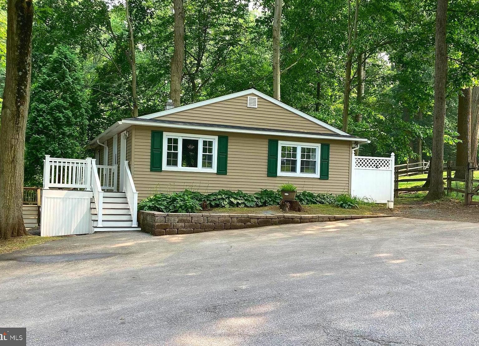 984 Smithbridge Rd, Glen Mills, PA 19342 MLS PADE2044806 Zillow