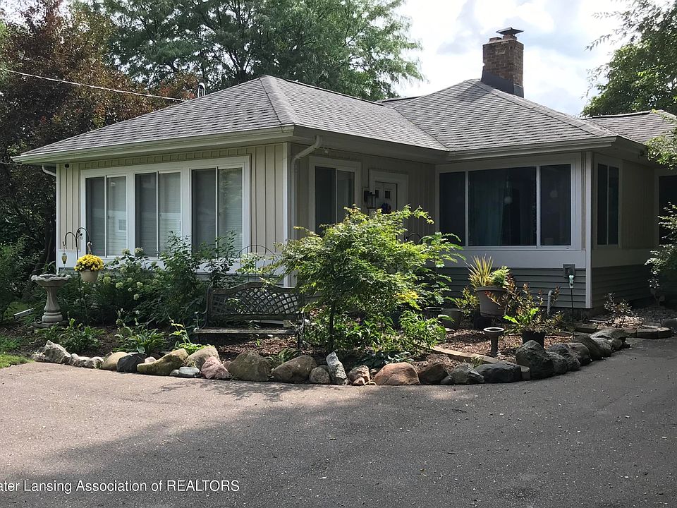 1st image of 1318 Burcham Dr