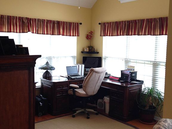 Keeping room off kitchen